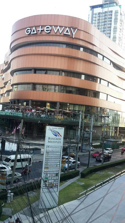 Готель De Sky Sukhumvit Ekkamai Бангкок Екстер'єр фото